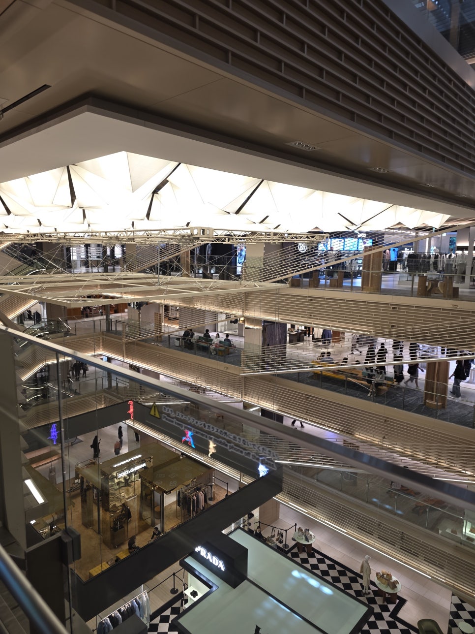 銀座 蔦屋書店 SHARE LOUNGE 7