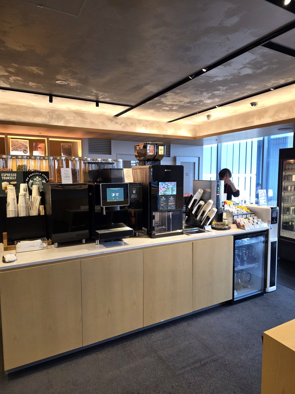 銀座 蔦屋書店 SHARE LOUNGE 18