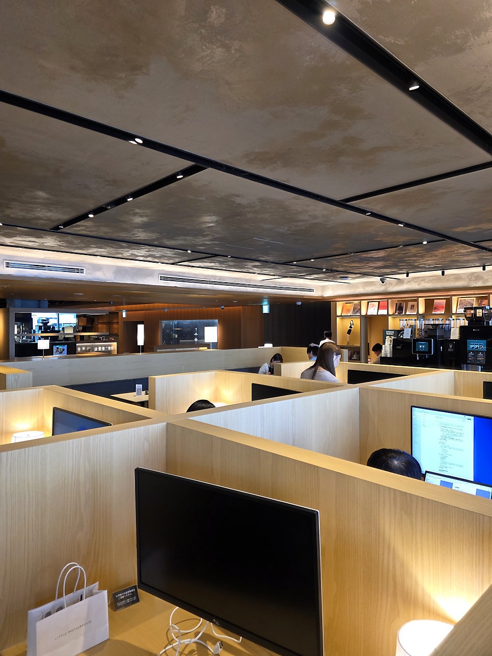銀座 蔦屋書店 SHARE LOUNGE 22