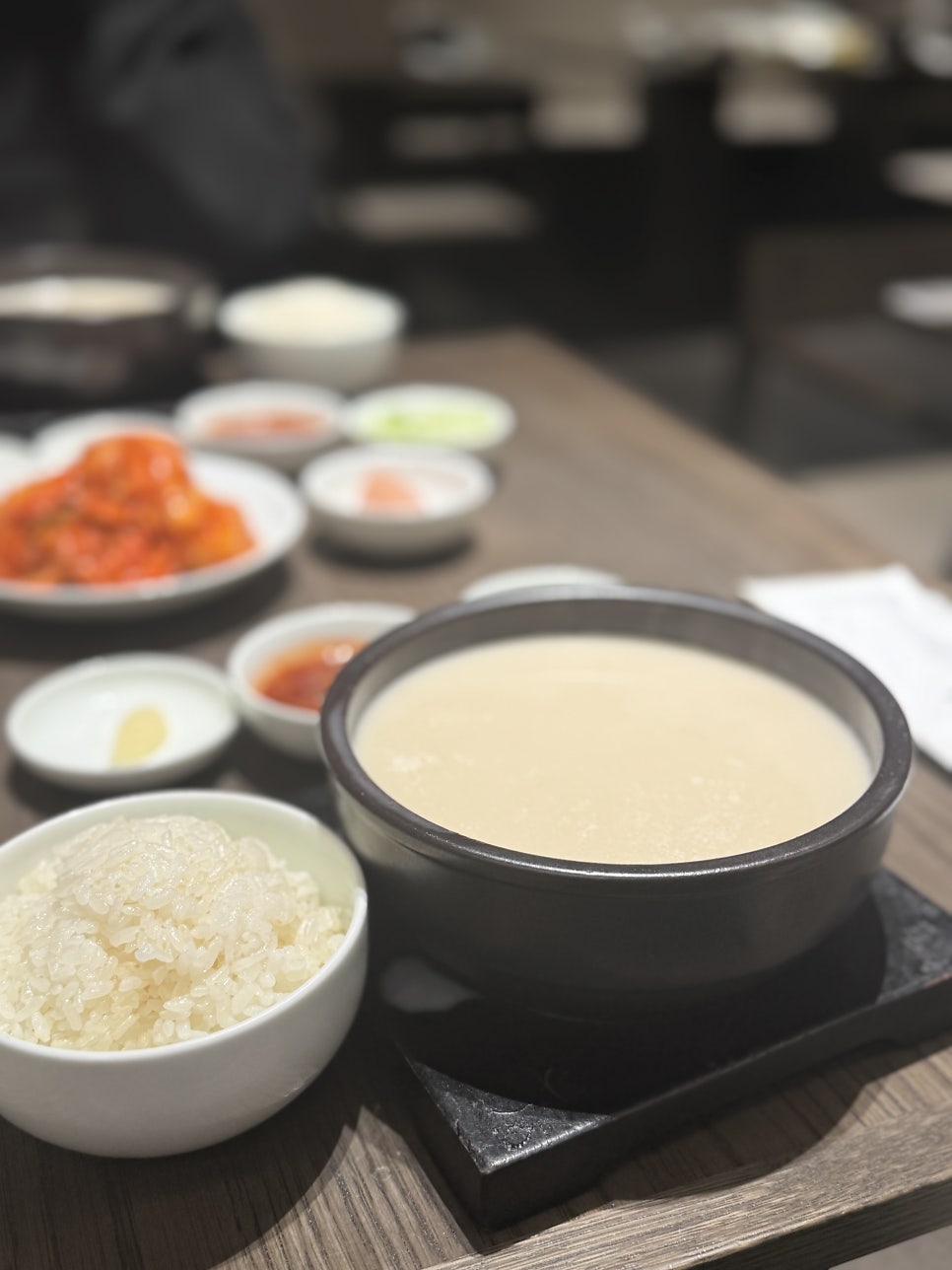 거대곰탕 서초점 7