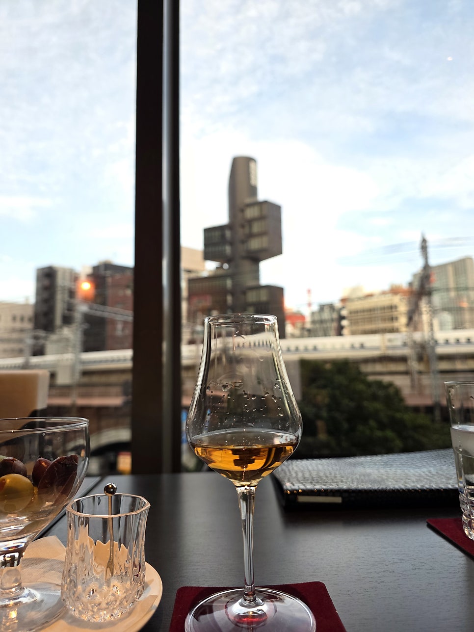 Cafe Bar TRAX 9